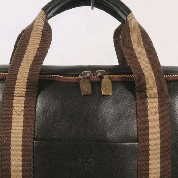 SOLD MCM 2way Leather Document Notebook Cross Shoulder Bag + Dust Bag. - Picture 2 of 10